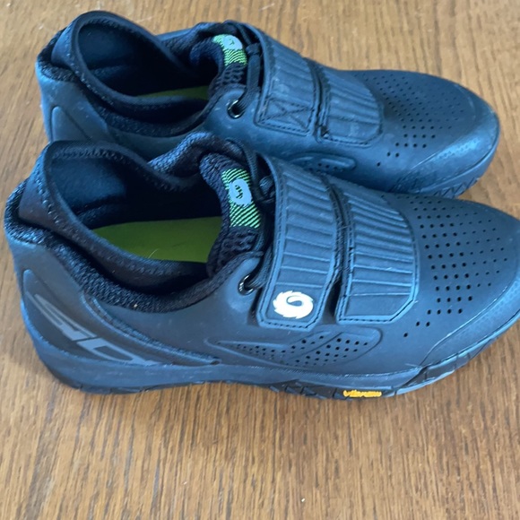 SIDI DIMARO FLAT PEDAL CYCLING SHOE - Picture 2 of 8